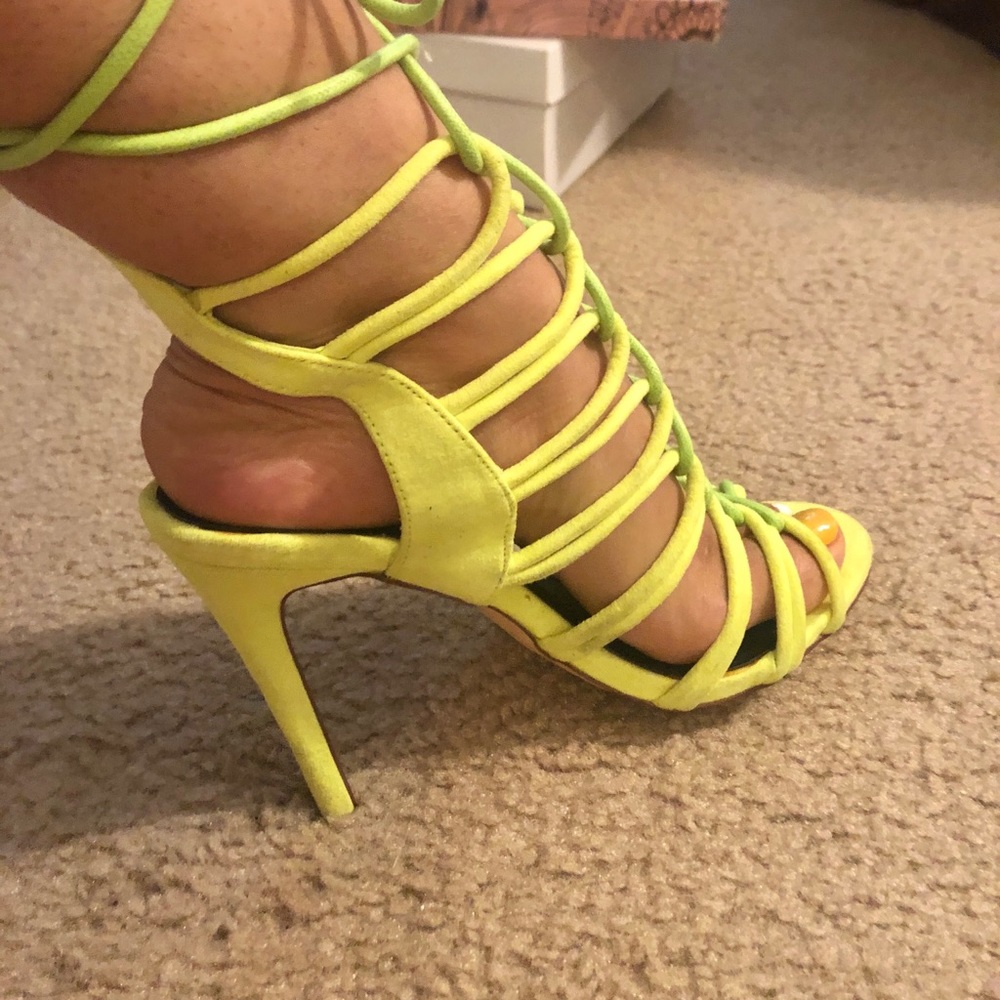 Green Neon Heels🌼